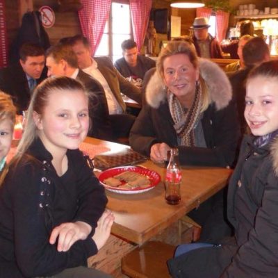 26993817_150499912337174_6571014036236042567_n